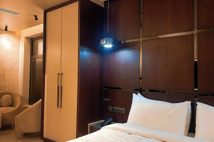 Room 64 of 101