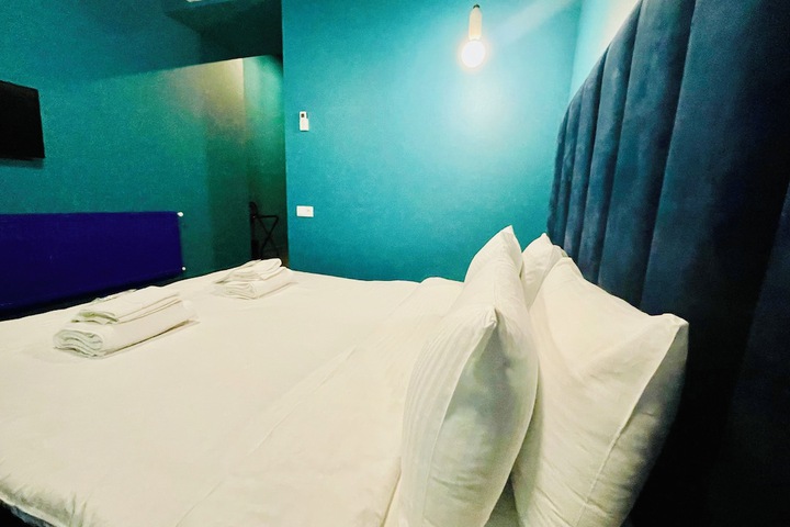 Room 77 of 116