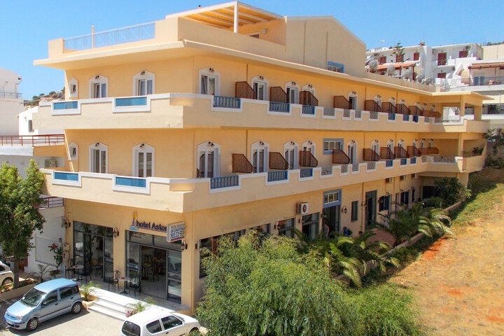 Hotel 94 of 103