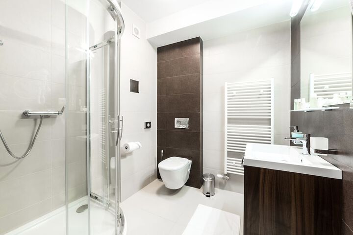 Room 10 of 52