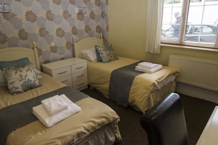 Room 8 of 49