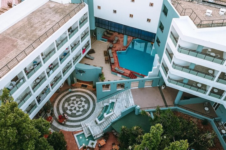 Hotel 72 of 78