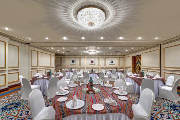 Ballroom/Hall 206 of 290