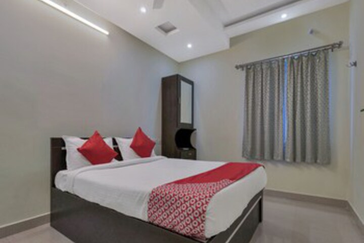 Room 18 of 24