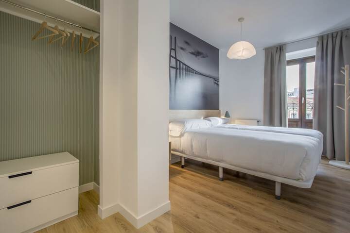 Room 26 of 105