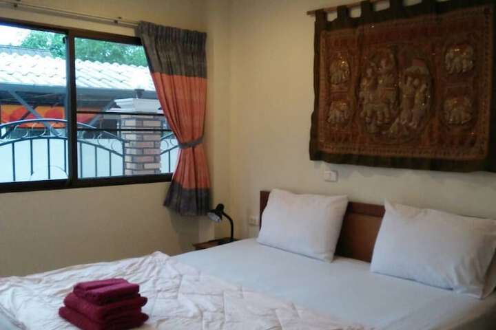 Room 10 of 50