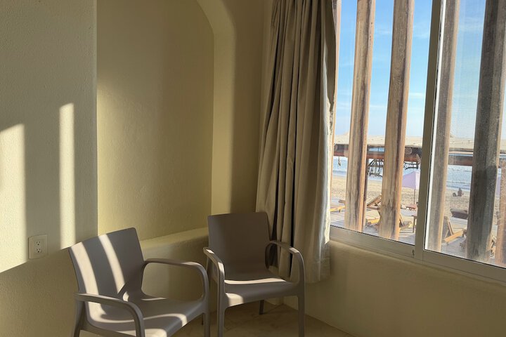 Room 51 of 119