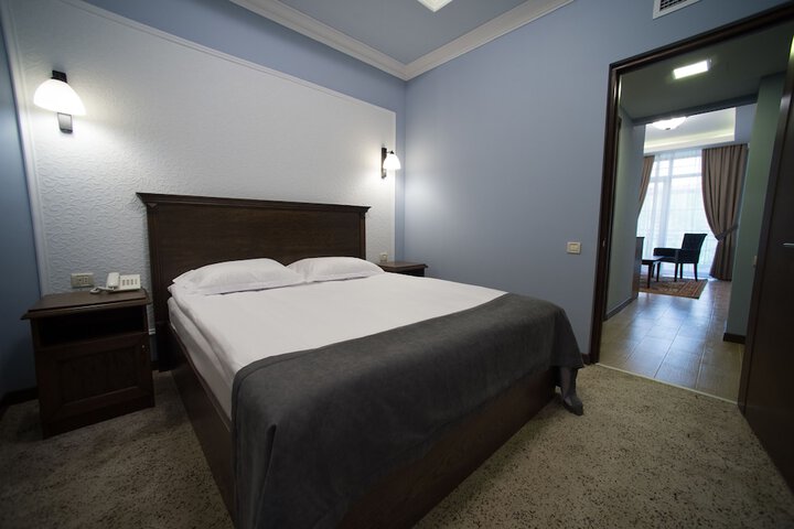 Room 15 of 47