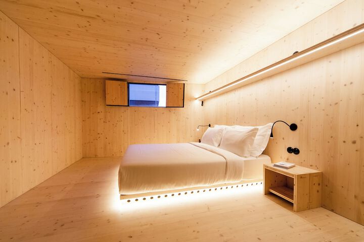 Room 19 of 46