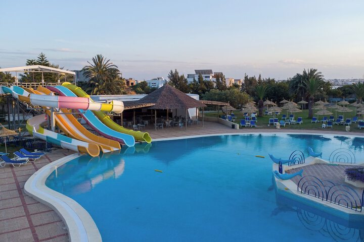 Pool Hotel