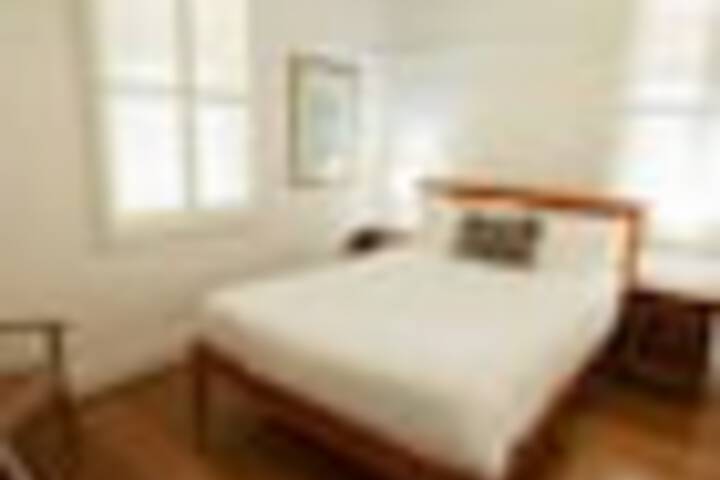 Room 8 of 36