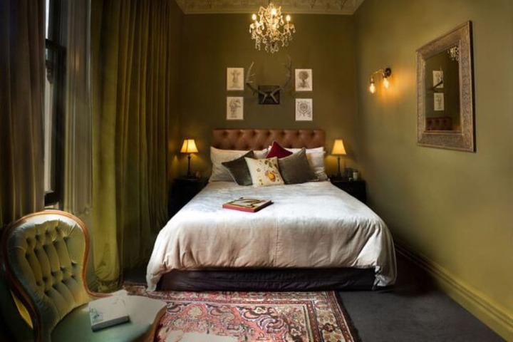 Room 3 of 54