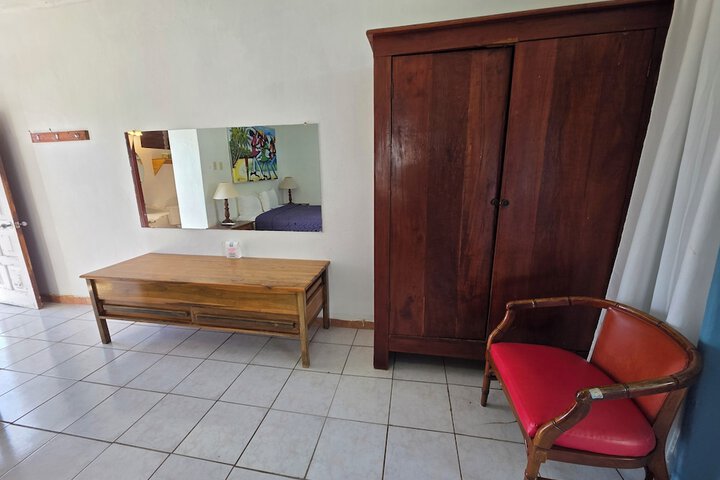 Room 70 of 266