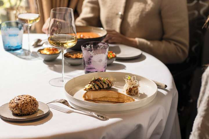 Dining 87 of 101