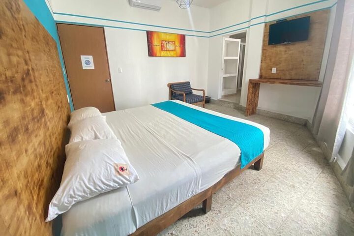 Room 3 of 21