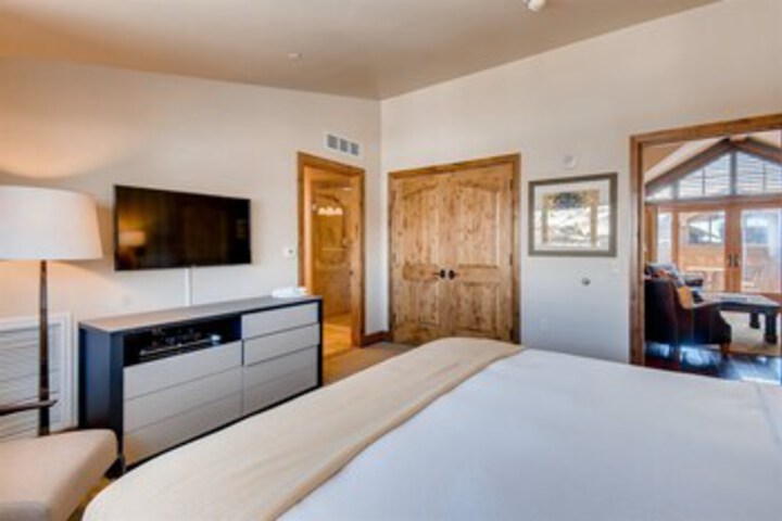 Room 20 of 21