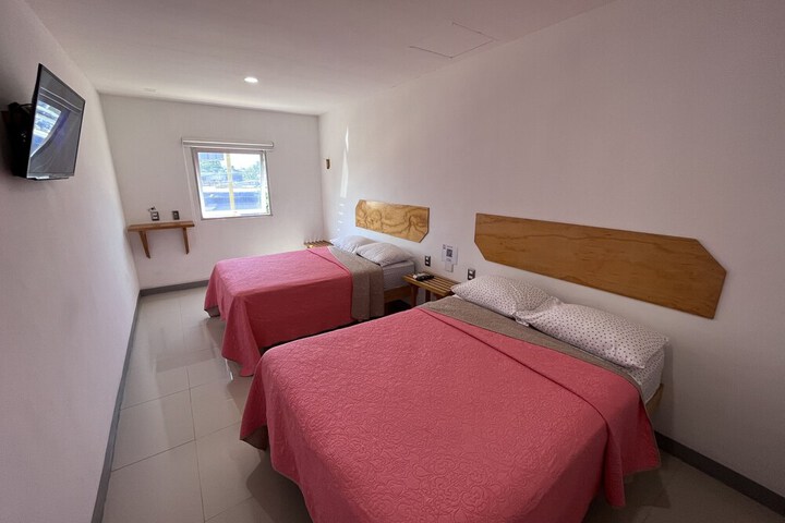 Room 3 of 14