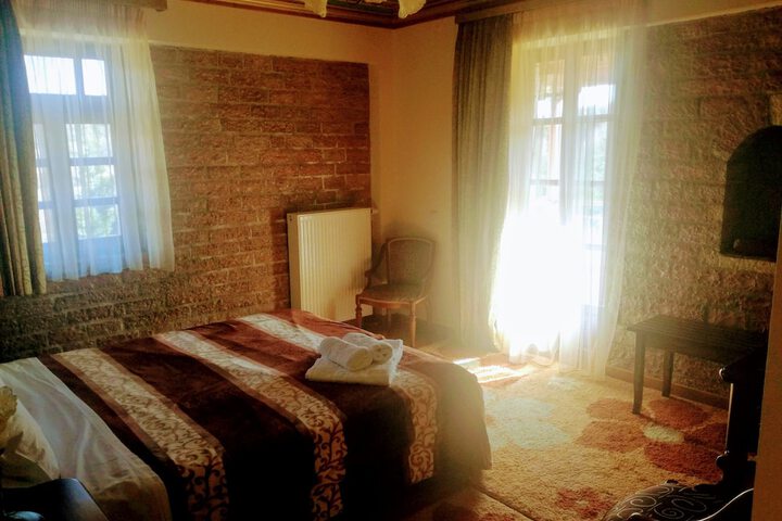 Room 25 of 31