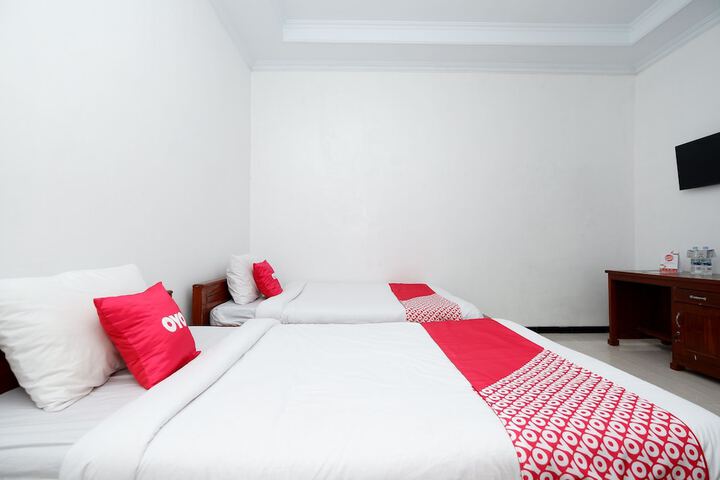 Room 17 of 35
