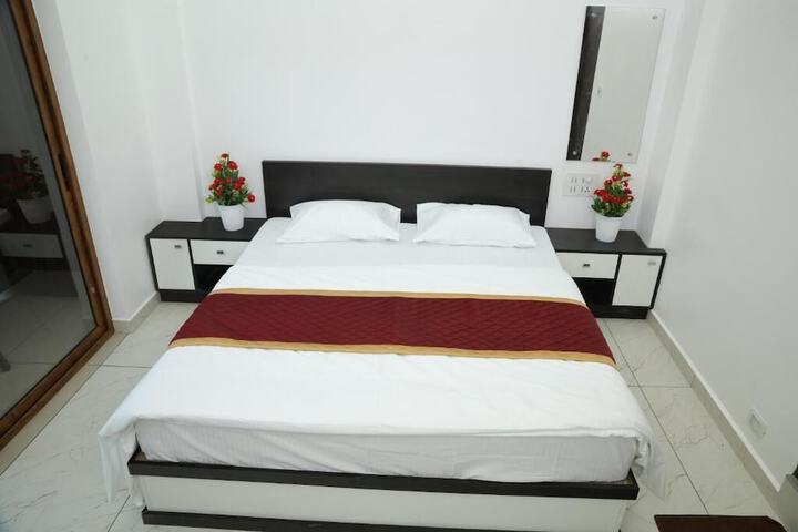 Room 2 of 13
