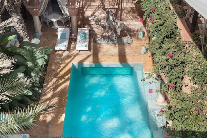 Pool 44 of 98