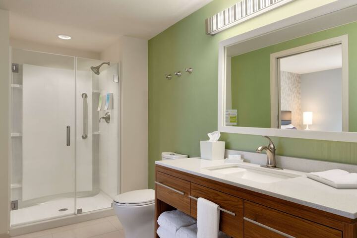 Bathroom shower