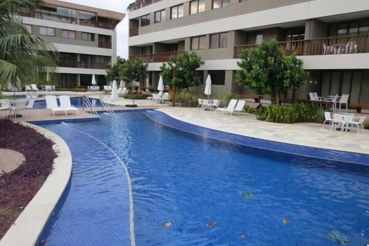 Pool 11 of 23