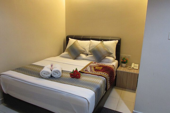 Room 15 of 52