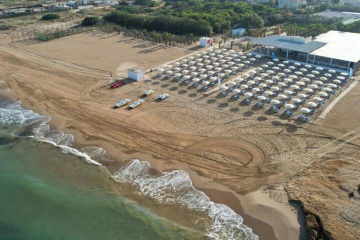 Beach 116 of 131