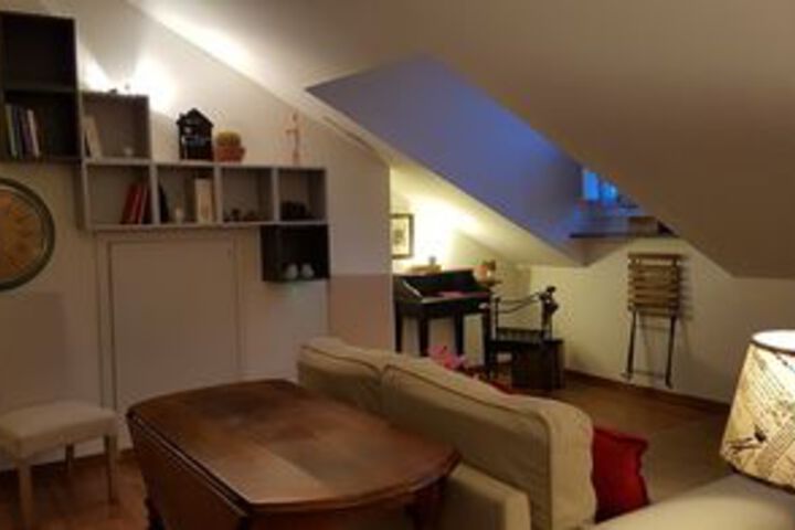 Room 13 of 19