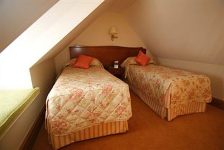 Room 16 of 23