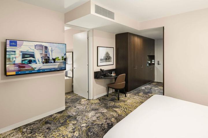 Room 116 of 163