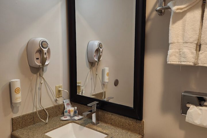 Clean Restrooms