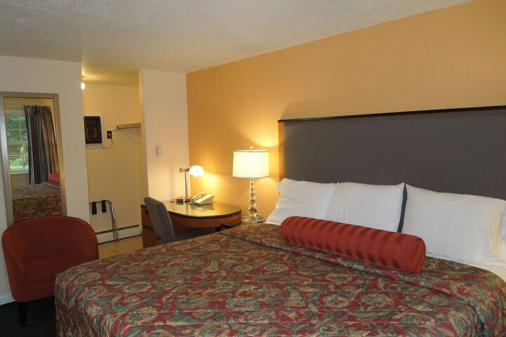 Room 8 of 49