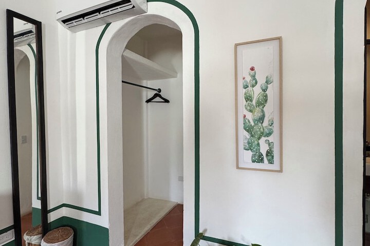 Room 27 of 55