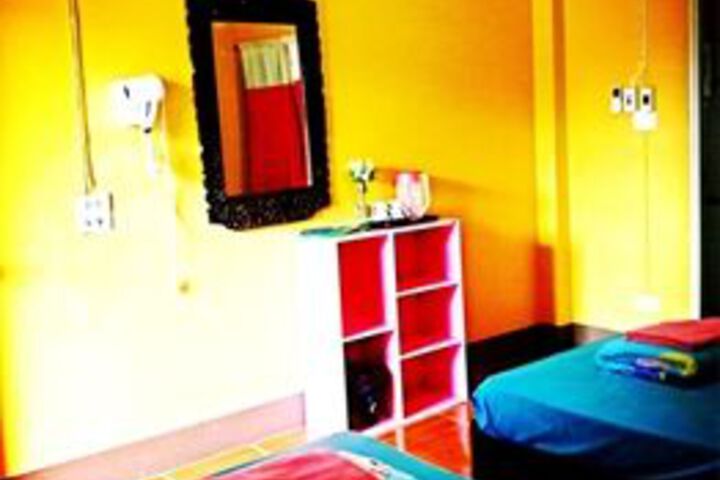 Room 44 of 106