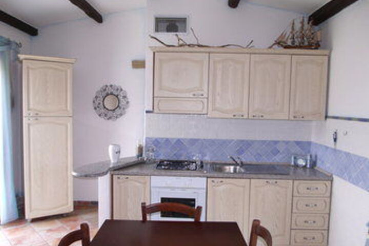 Room 16 of 32
