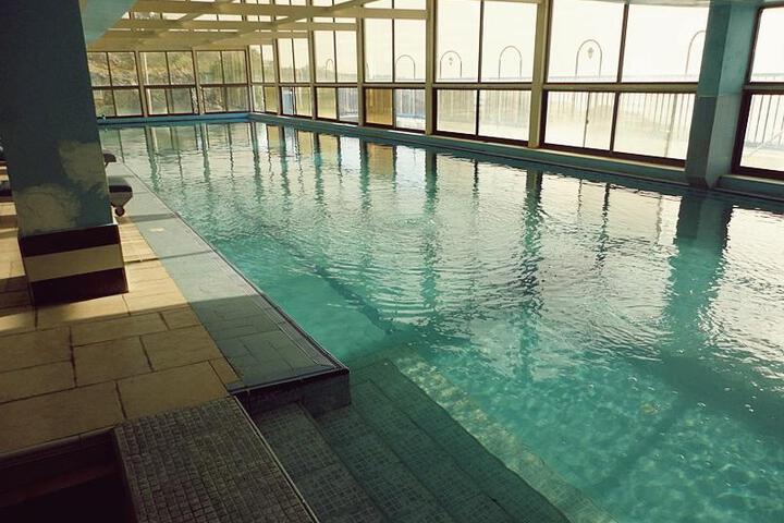 Pool 5 of 6