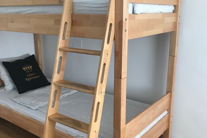 Room 8 of 26
