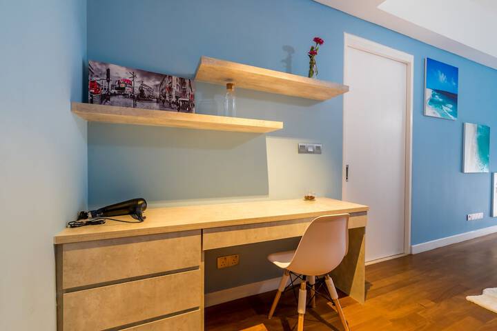 Room 147 of 216