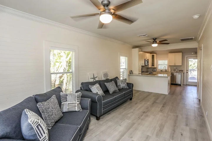 Photo of 283 Carolina