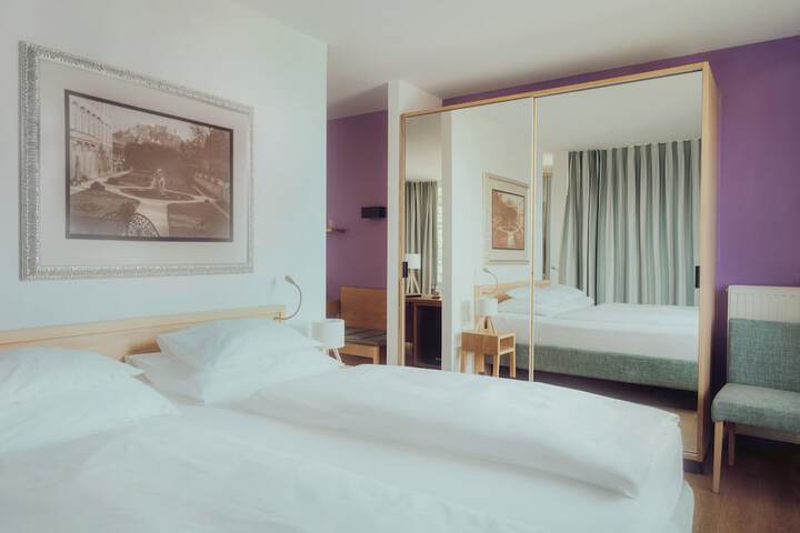 Room 20 of 87