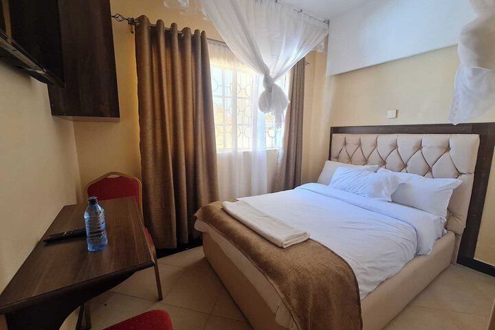 Room 8 of 51