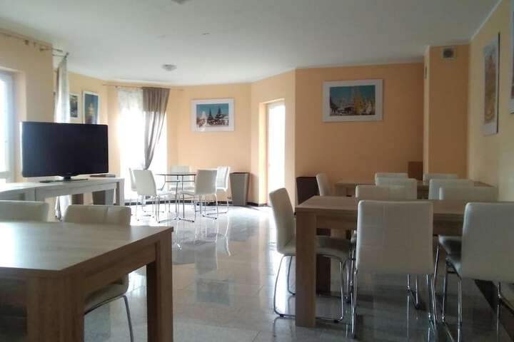 Room 21 of 52