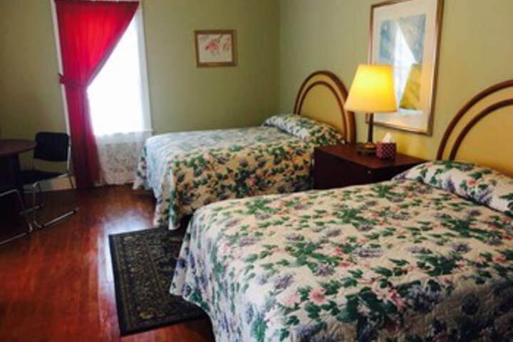 Room 70 of 246