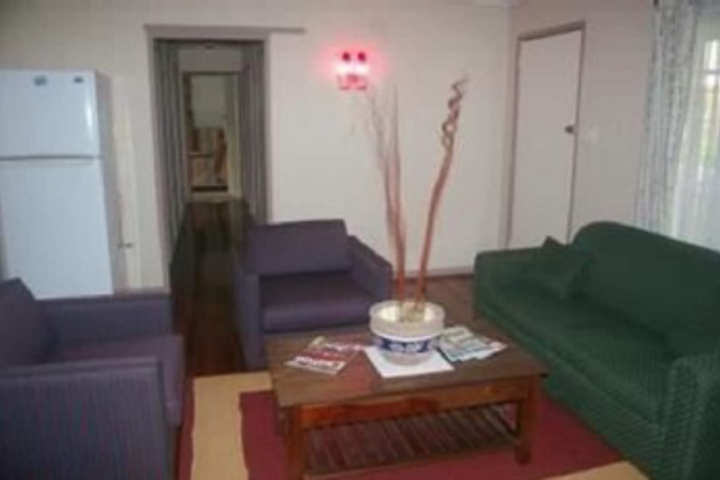 Room 106 of 144