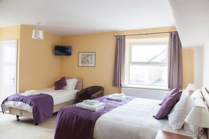 Room 16 of 29