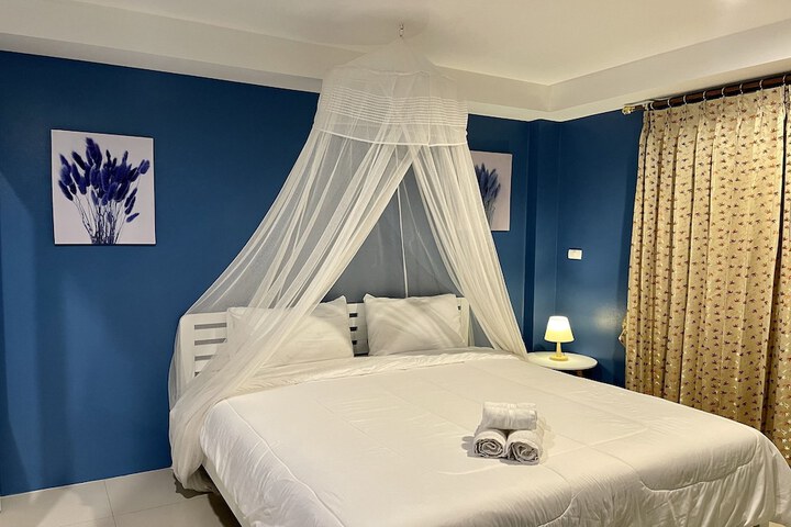 Room 8 of 44