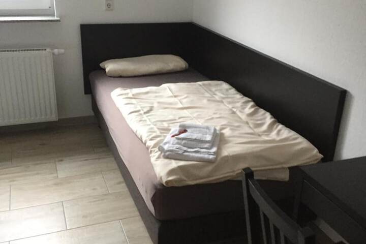 Room 18 of 31