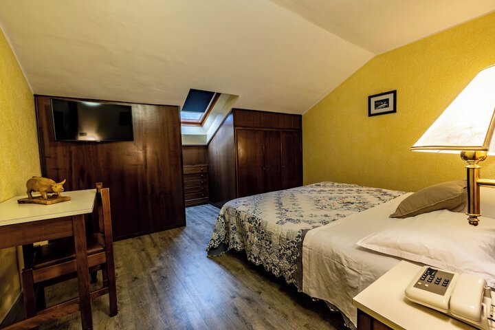 Room 22 of 75